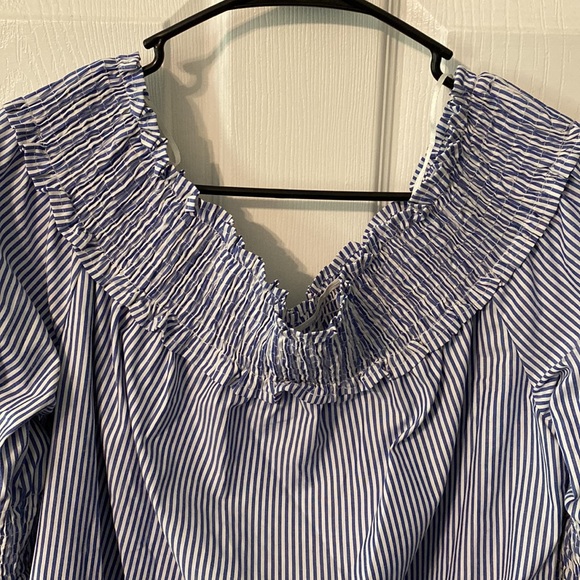 Blue Seersucker Top - Picture 4 of 5